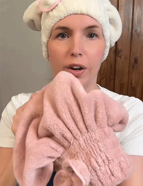7 Reasons Hair Stylists Are Telling Clients to Ditch Their Bath Towels for This Revolutionary Hair Wrap